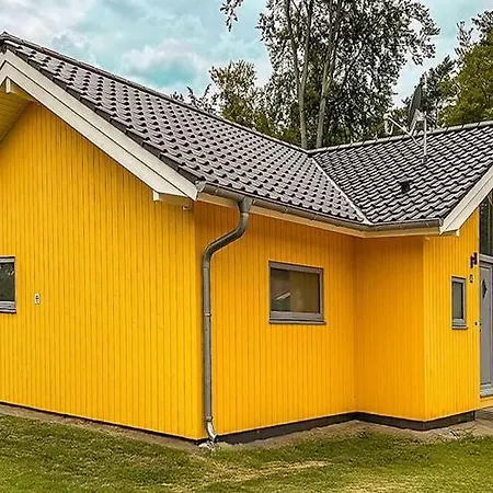 Skandinavisches Mit Sauna In באד בוונסן